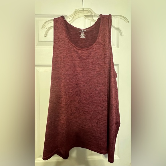 Pack of five racer back tank tops. Size 3X. Never worn. Smoke free home. - Picture 3 of 5